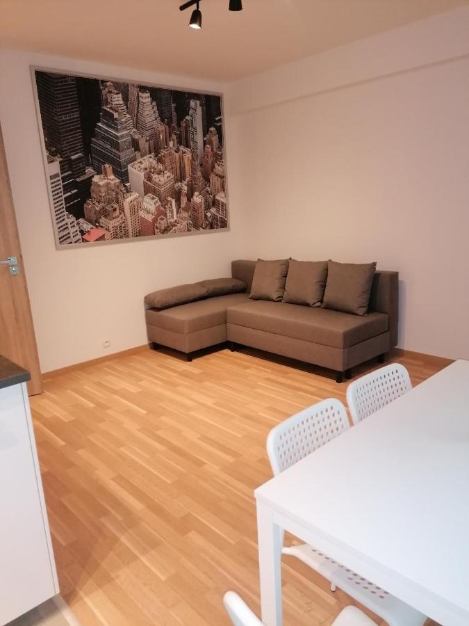 Brand New Two Room Apartment #26 With Free Secure Parking Close To Center Prague Exterior photo